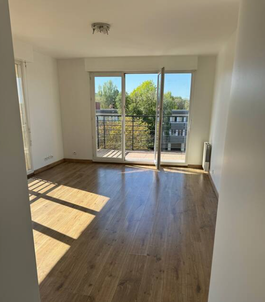 Appartement, meublé, 4 pièces, 78m² à Franconville (95130) — photo 2