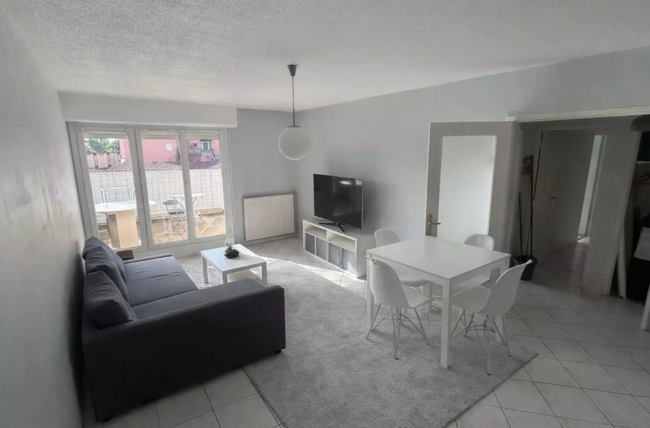 Appartement, meublé, 3 pièces, 69m² à Pau (64000) — photo 2