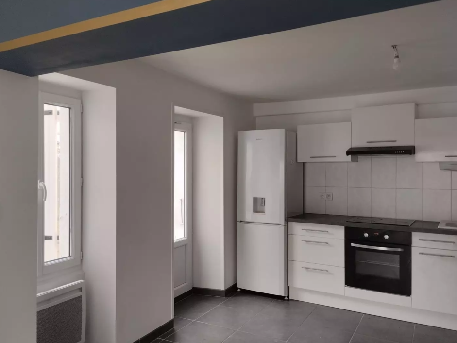 Appartement, meublé, 2 pièces, 50m² à Angoulême (16000) — photo 2