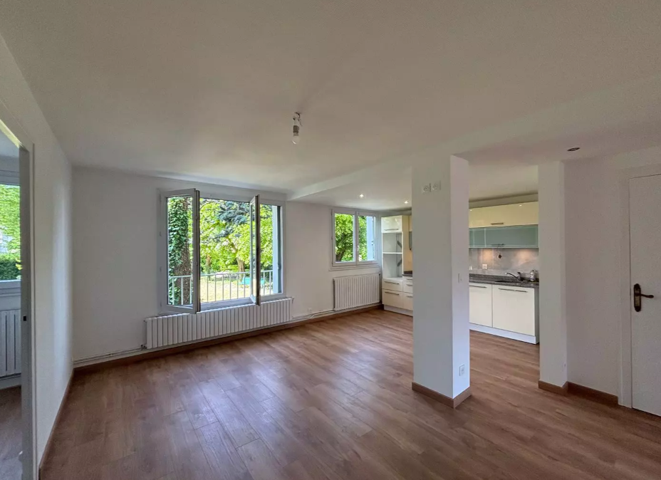 Appartement, non meublé, 3 pièces, 56m² à Bordeaux (33300) — photo principale