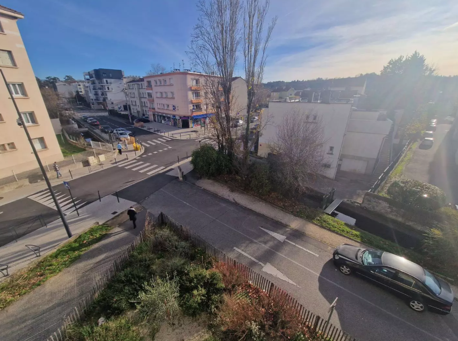 Appartement, non meublé, 5 pièces, 90m² à Valence (26000) — photo principale
