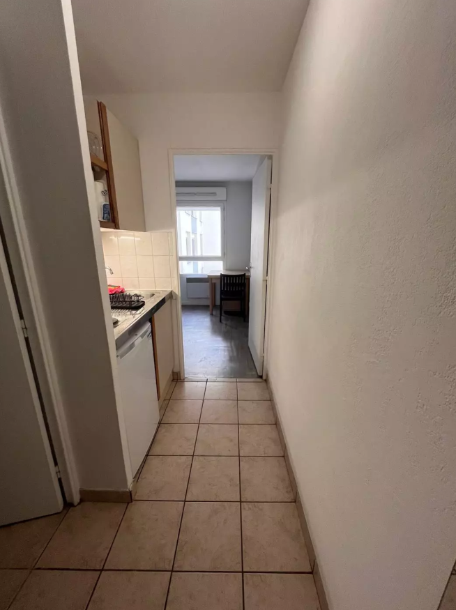 Appartement, meublé, 1 pièce, 18m² à Saint-Étienne (42000) — photo 2