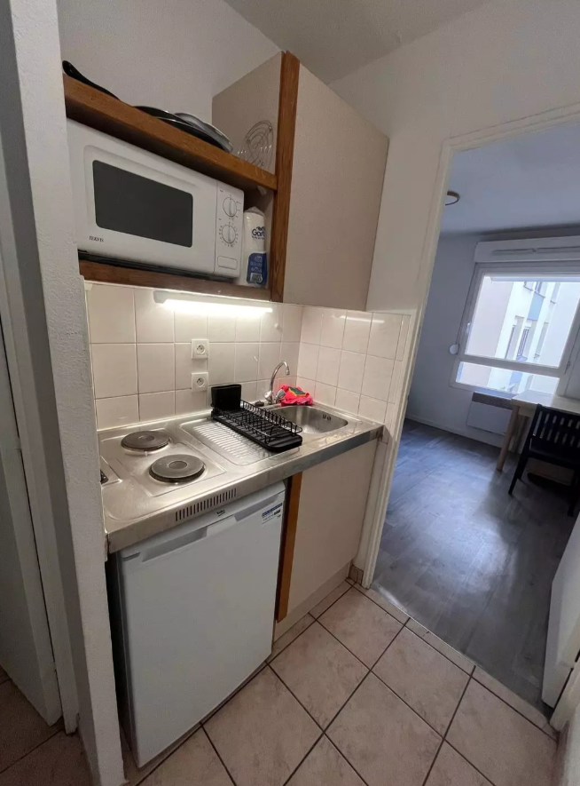 Appartement, meublé, 1 pièce, 18m² à Saint-Étienne (42000) — photo 3