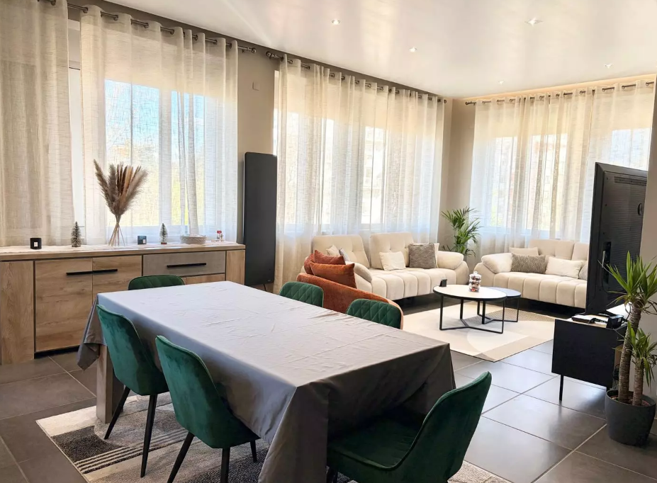 Appartement, meublé, 4 pièces, 144m² à Saint-Étienne (42000) — photo principale