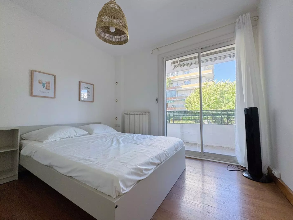 Appartement, meublé, 5 pièces, 93m² à La Garde (83130) — photo 5