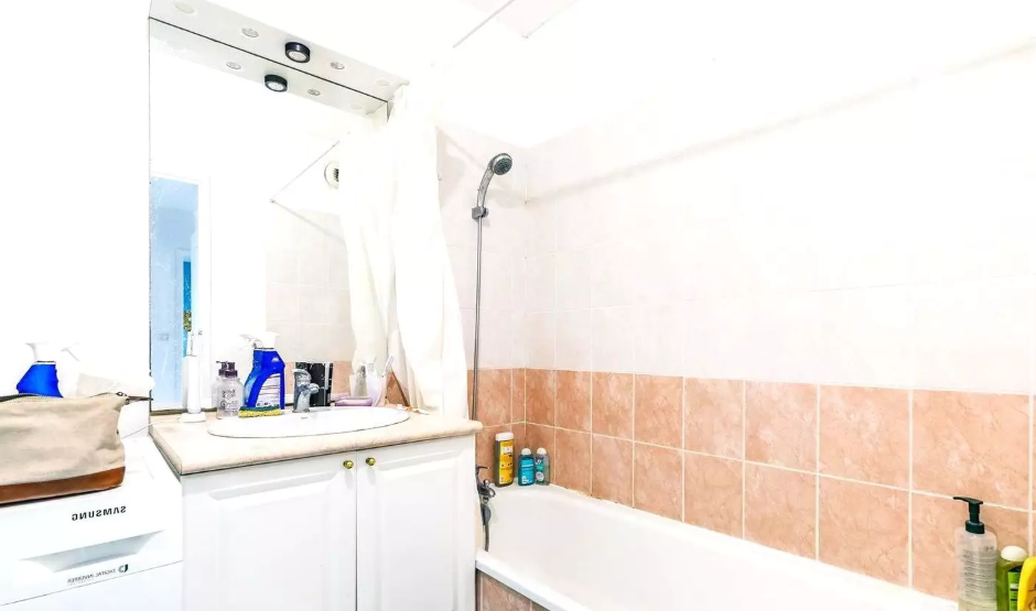 Appartement, meublé, 2 pièces, 43m² à Nîmes (30000) — photo 4