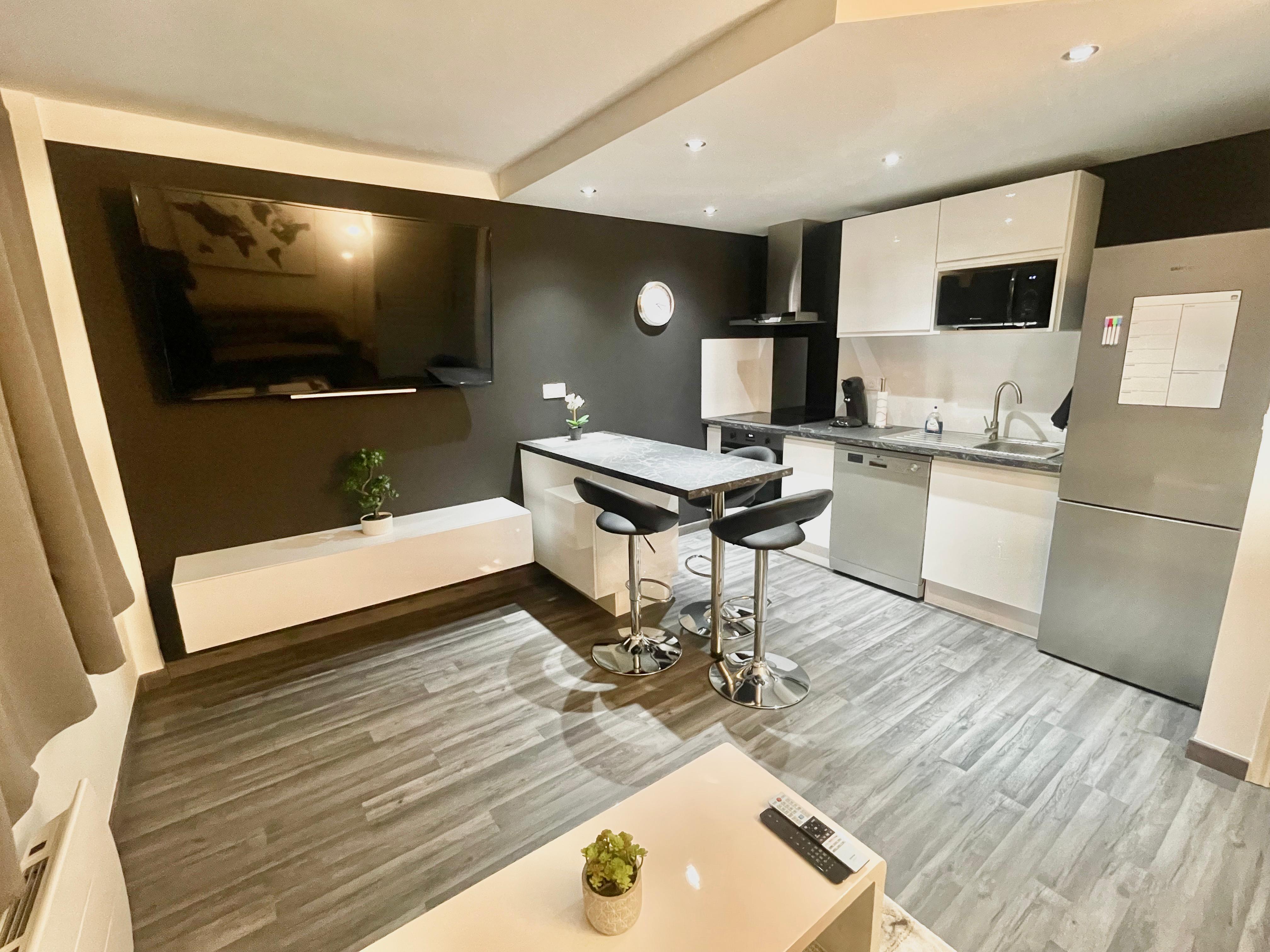 Chambre, meublé, 4 pièces, 80m² à Toulon (83200) — photo 2