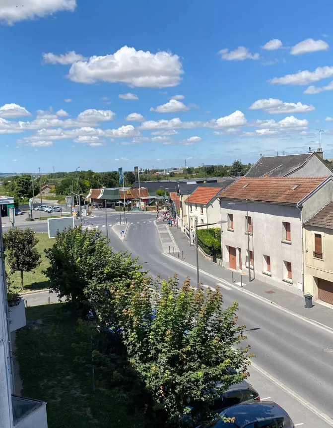 Appartement, meublé, 6 pièces, 118m² à Reims (51100) — photo 2