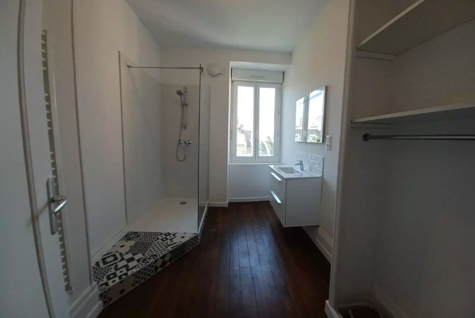 Appartement, non meublé, 4 pièces, 65m² à Valence (26000) — photo 5