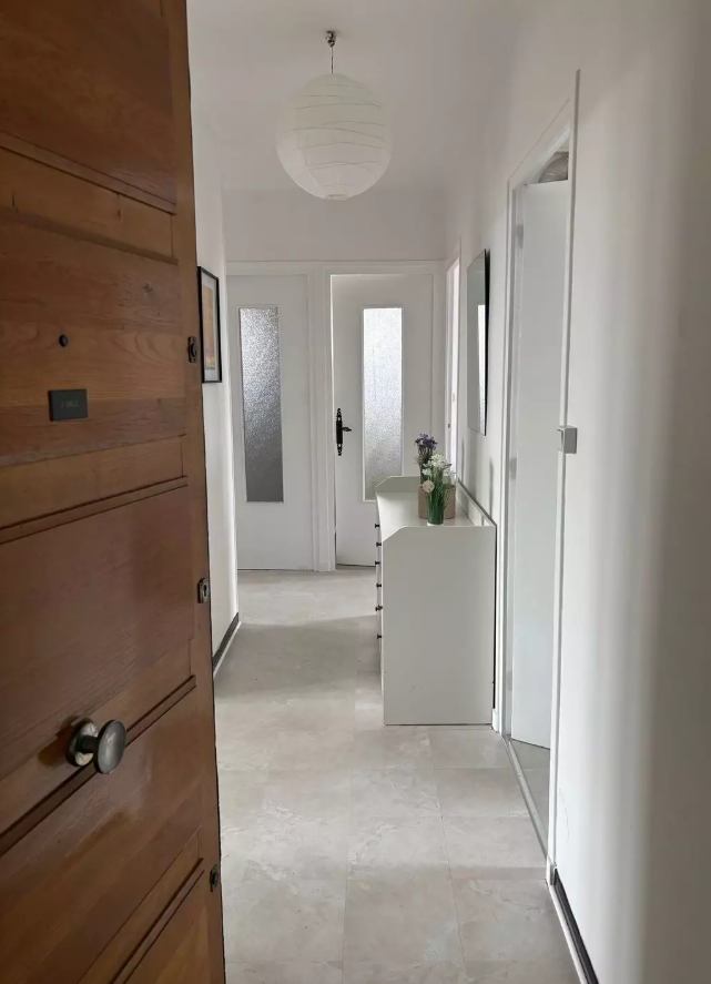 Appartement, meublé, 4 pièces, 80m² à Vénissieux (69200) — photo 2