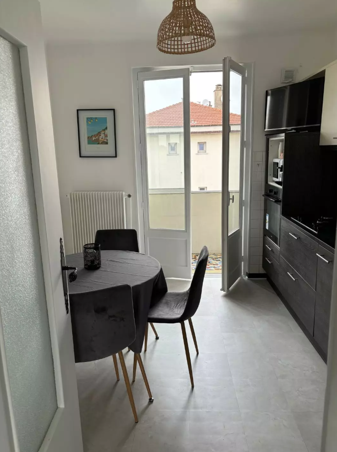 Appartement, meublé, 4 pièces, 80m² à Vénissieux (69200) — photo 4
