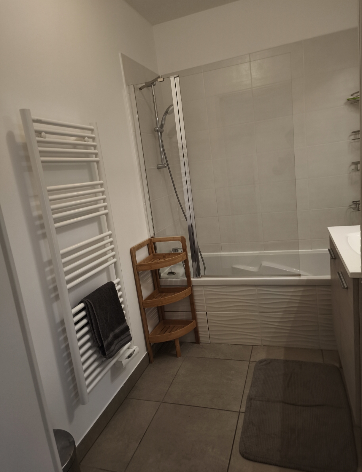 Maison, meublé, 4 pièces, 69m² à Saint-Priest (69800) — photo 4