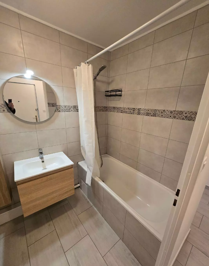 Appartement, non meublé, 2 pièces, 49m² à Aubagne (13400) — photo 4