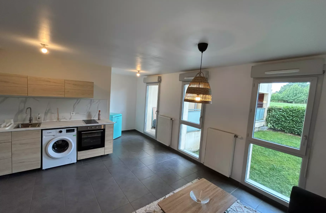 Appartement, meublé, 1 pièce, 31m² à Francheville (69340) — photo 2