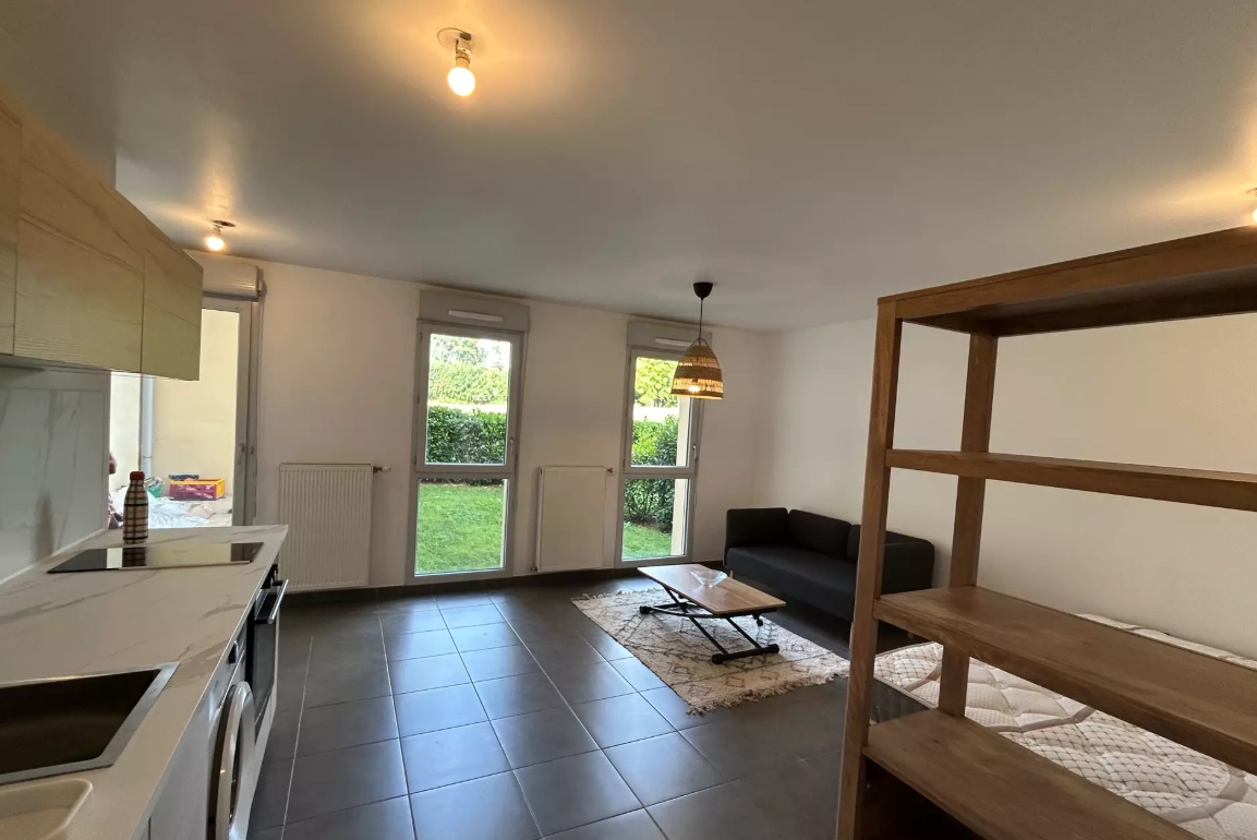Appartement, meublé, 1 pièce, 31m² à Francheville (69340) — photo principale