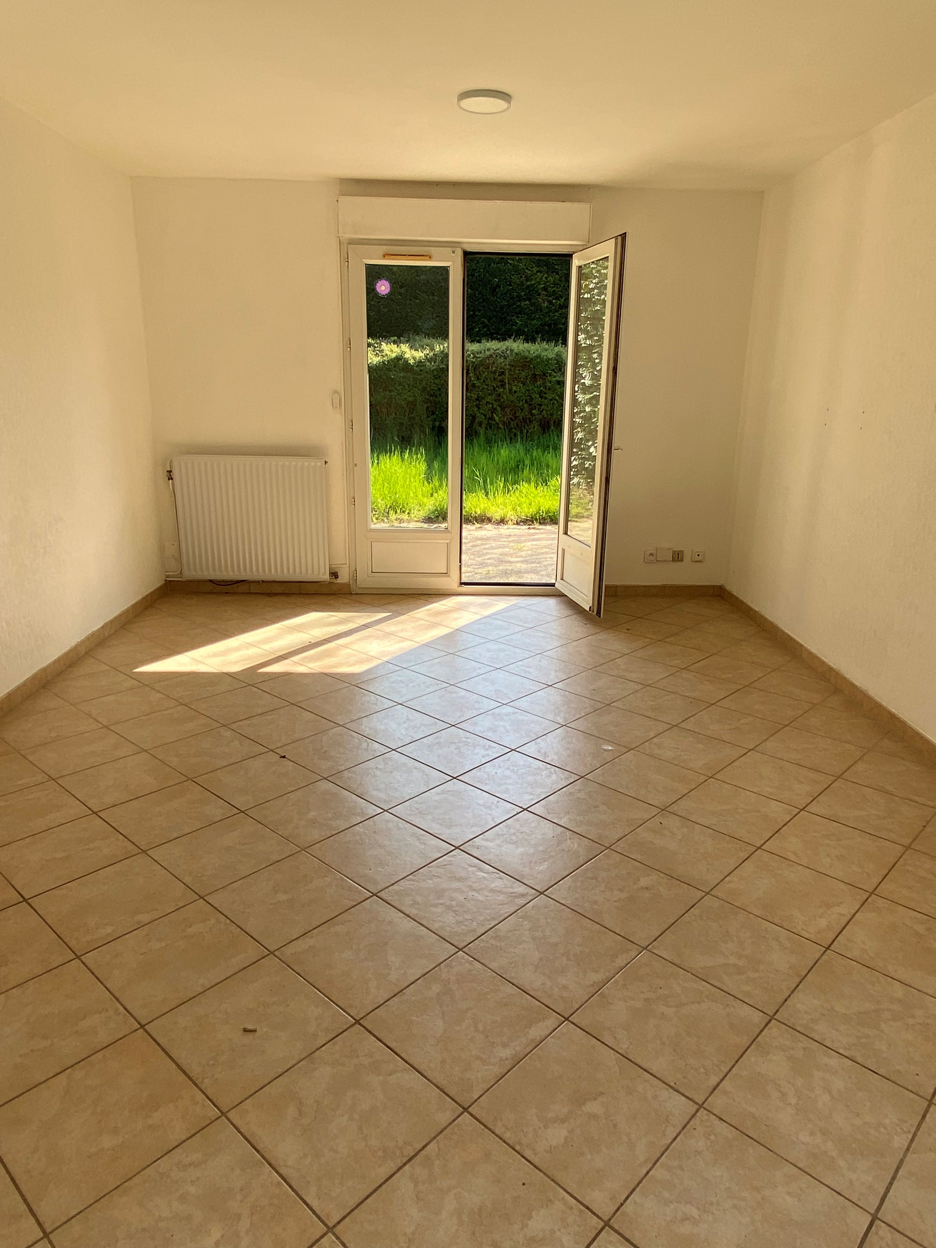 Maison, non meublé, 5 pièces, 84m² à Limas (69400) — photo 2