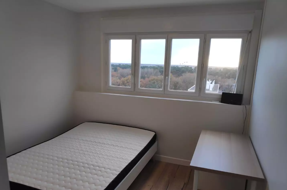 Appartement, meublé, 4 pièces, 75m² à Mérignac (33700) — photo 2