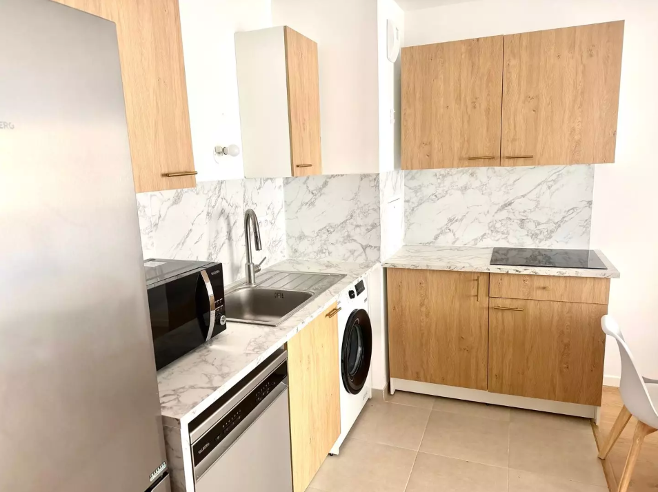 Appartement, meublé, 2 pièces, 43m² à Le Blanc-Mesnil (93150) — photo 2