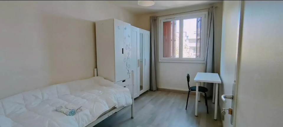 Appartement, meublé, 4 pièces, 69m² à Villejuif (94800) — photo 4