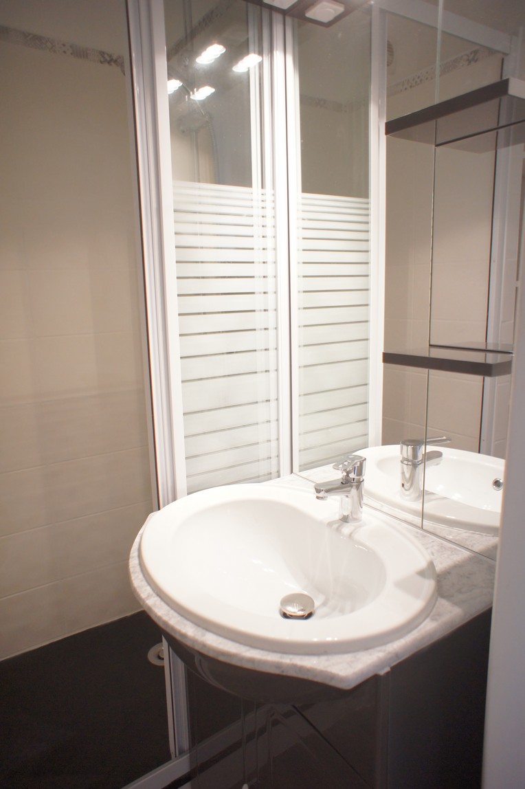 Appartement, non meublé, 3 pièces, 38m² à Crosmières (72200) — photo 3