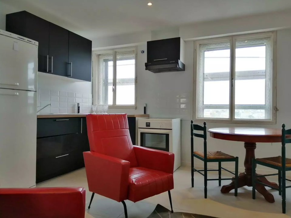 Chambre, meublé, 9m² à Saint-Jean-de-la-Ruelle (45140) — photo 2