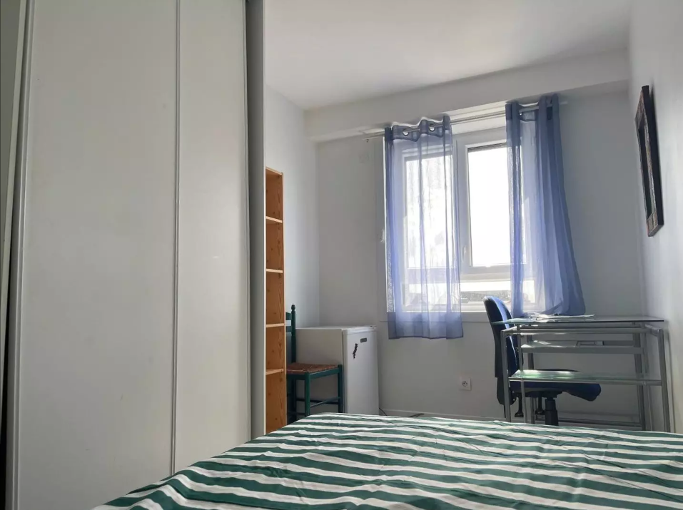 Chambre, meublé, 9m² à Saint-Jean-de-la-Ruelle (45140) — photo 3