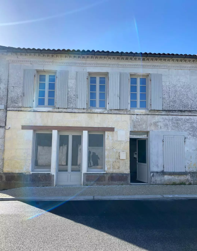 Maison, meublé, 4 pièces, 120m² à Val-de-Cognac (16370) — photo principale