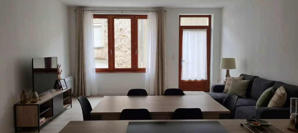 Appartement, meublé, 2 pièces, 60m² à Nontron (24300) — photo 2