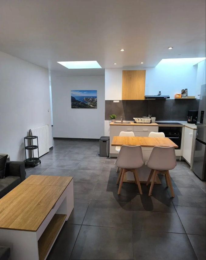 Appartement, meublé, 4 pièces, 70m² à Marseille (13004) — photo 2