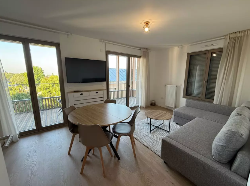 Appartement, meublé, 2 pièces, 43m² à Noisy-le-Grand (93160) — photo principale