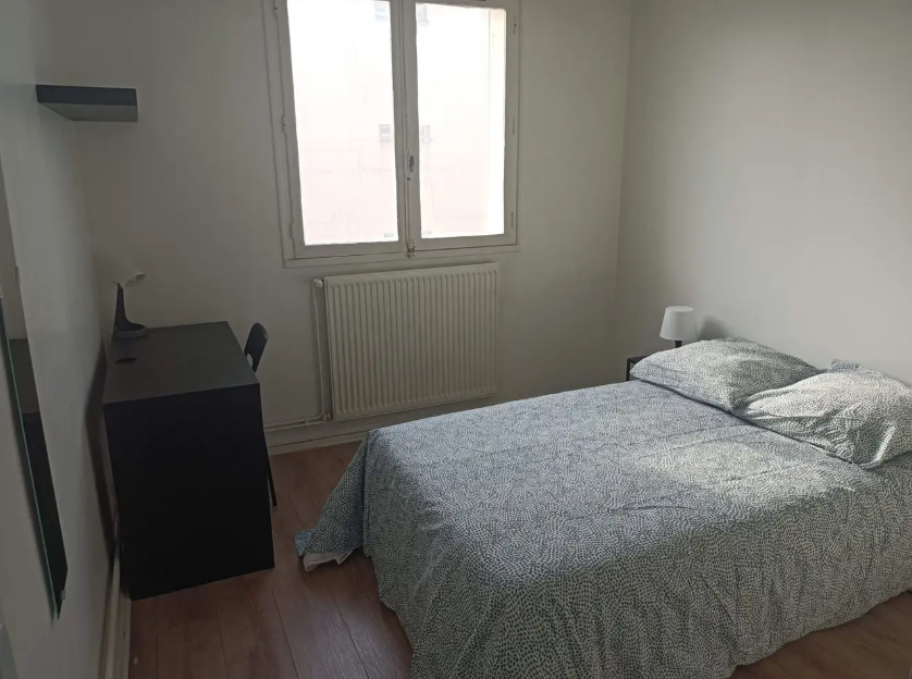 Chambre, meublé, 10m² à Lyon (69008) — photo 2
