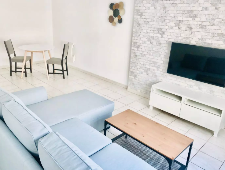 Appartement, meublé, 2 pièces, 49m² à Marseille (13006) — photo 2