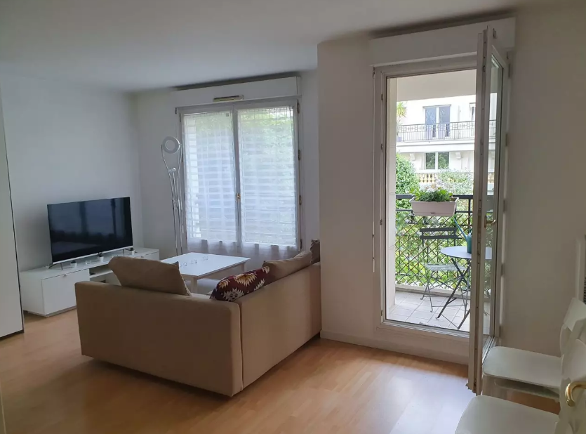 Appartement, meublé, 2 pièces, 50m² à Issy-les-Moulineaux (92130) — photo 3