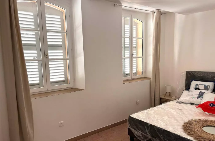 Appartement, meublé, 3 pièces, 70m² à Marseille (13002) — photo 2