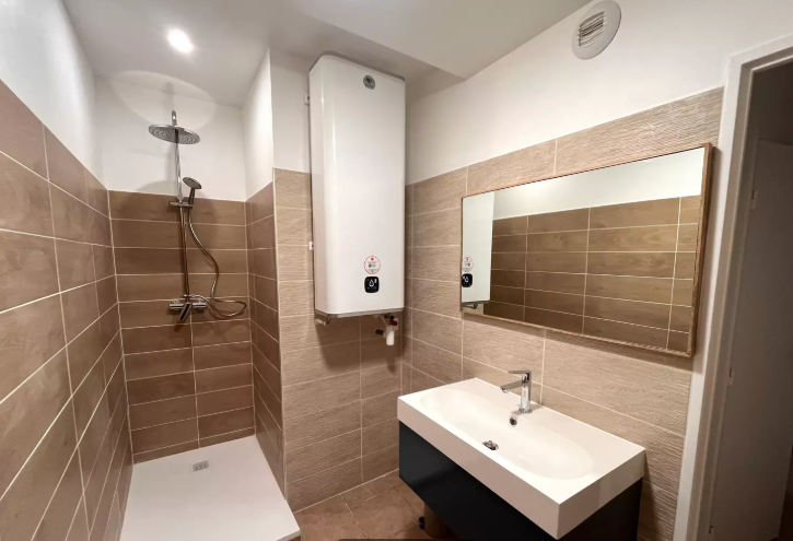Appartement, meublé, 3 pièces, 70m² à Marseille (13002) — photo 4