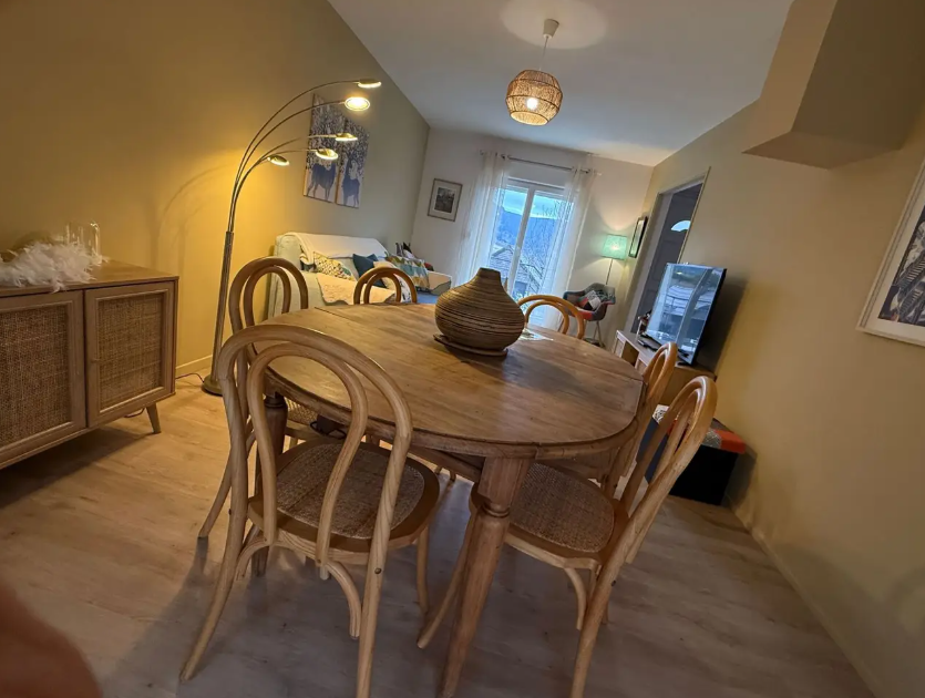 Maison, meublé, 4 pièces, 95m² à Murat-le-Quaire (63150) — photo 2