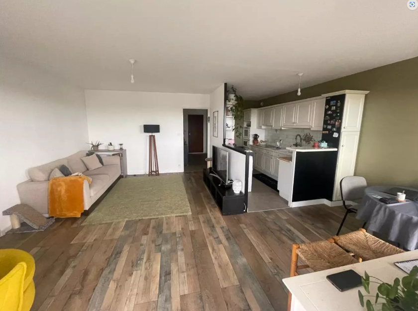 Appartement, non meublé, 4 pièces, 78m² à Cholet (49300) — photo 2
