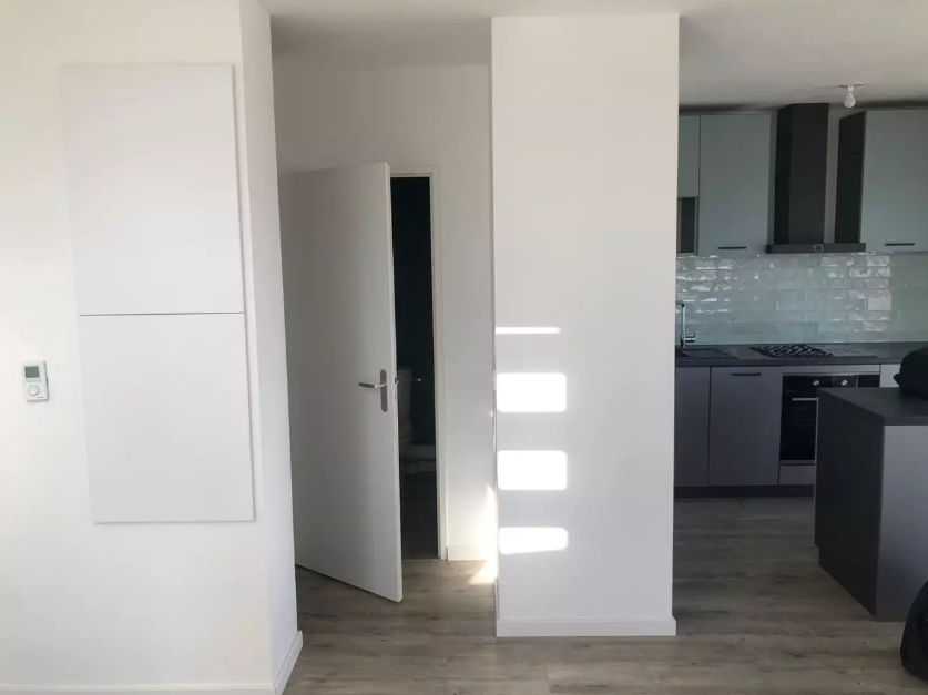 Appartement, non meublé, 4 pièces, 75m² à Bordeaux (33100) — photo 4