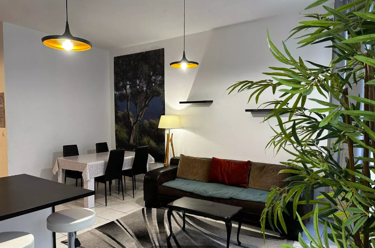Appartement, meublé, 2 pièces, 53m² à Marseille (13001) — photo principale