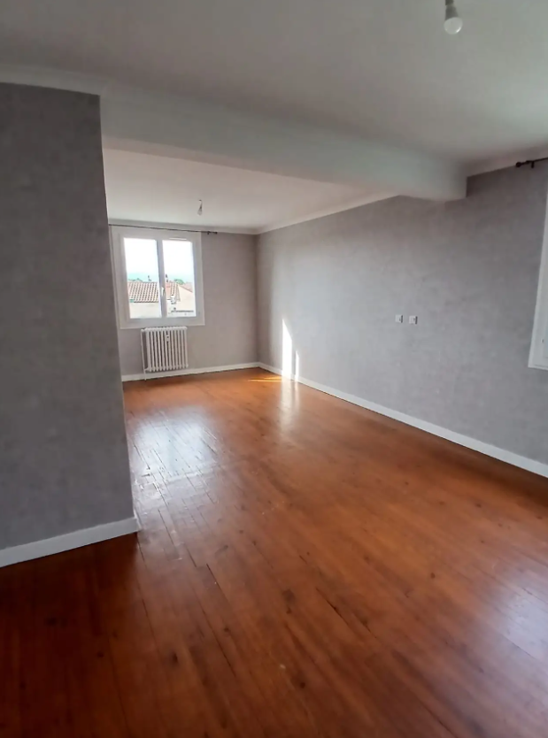 Appartement, non meublé, 3 pièces, 73m² à Clermont-Ferrand (63100) — photo 2