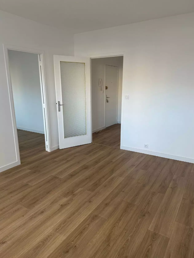 Appartement, non meublé, 2 pièces, 52m² à Clermont-Ferrand (63000) — photo 2