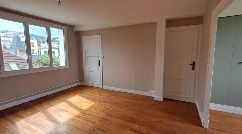Appartement, non meublé, 3 pièces, 67m² à Chamalières (63400) — photo 2