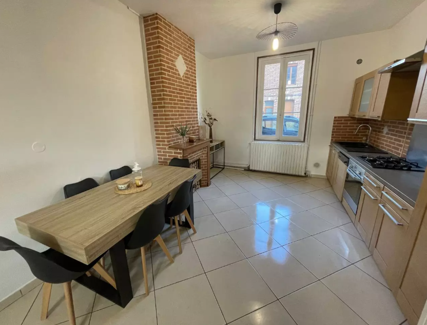 Maison, meublé, 5 pièces, 86m² à Gournay-en-Bray (76220) — photo principale
