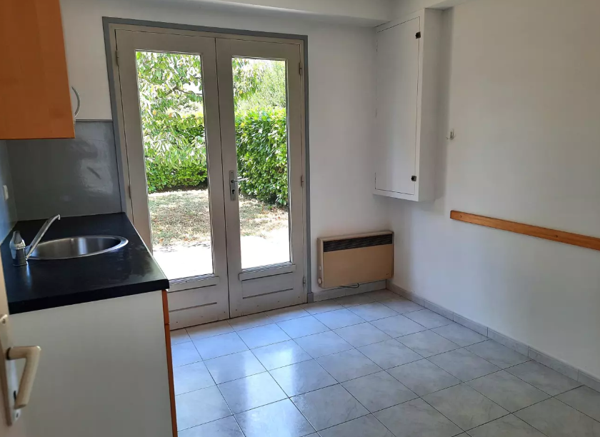 Maison, non meublé, 5 pièces, 64m² à Nîmes (30000) — photo 3
