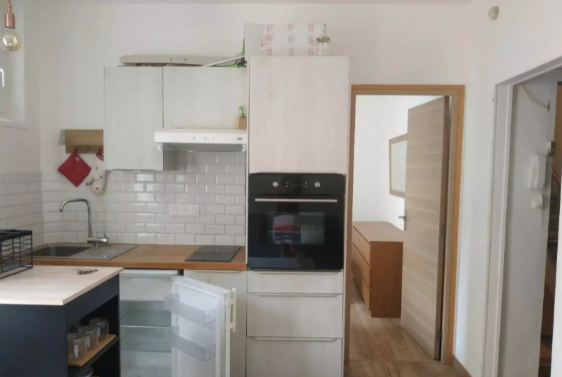 Appartement, meublé, 2 pièces, 27m² à Marseille (13006) — photo 2