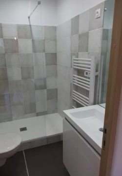 Appartement, meublé, 2 pièces, 27m² à Marseille (13006) — photo 3