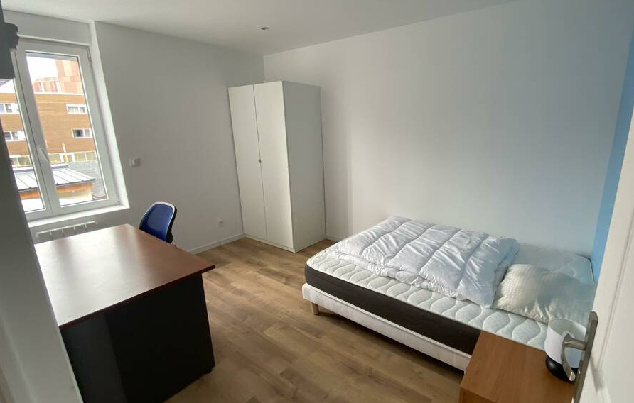 Chambre, meublé, 8 pièces, 130m² à Lille (59000) — photo 2