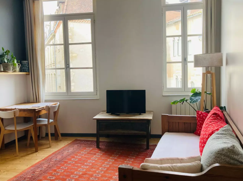 Appartement, meublé, 2 pièces, 47m² à Périgueux (24000) — photo 2