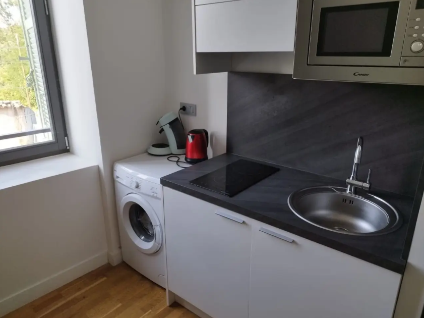 Appartement, meublé, 1 pièce, 28m² à Collonges-au-Mont-d'Or (69660) — photo 4