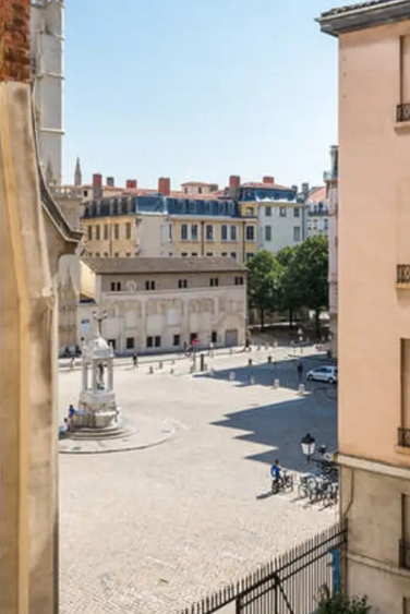 Appartement, meublé, 3 pièces, 65m² à Lyon (69005) — photo principale